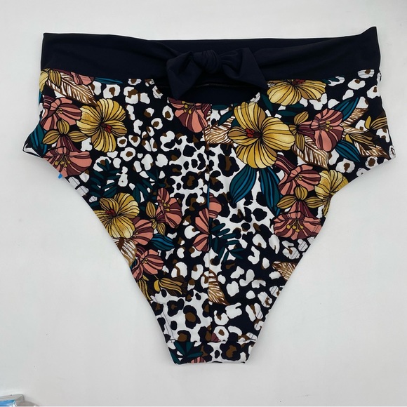 Skinny Dippers Desert Rose Honeybuns High Waist Tummy Control Swim Bottom in XL - Picture 3 of 6